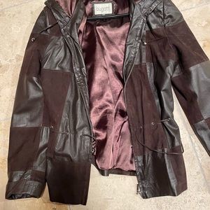 Ladies leather hooded jacket